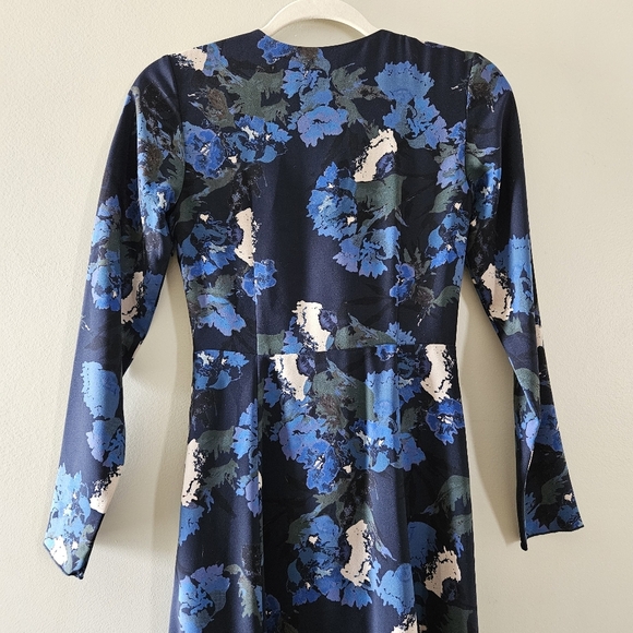 Aritzia Wilfred Aubagne Floral Blue Green Cut Out Midi Long Sleeve Dress Size 0. - Picture 13 of 16